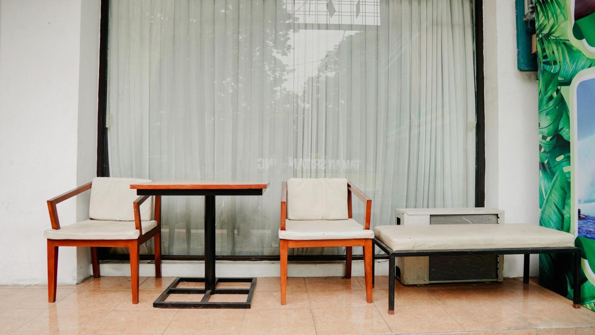 Dormitory Tourism Sritanjung Banyuwangi By Gajahsora Management 외부 사진