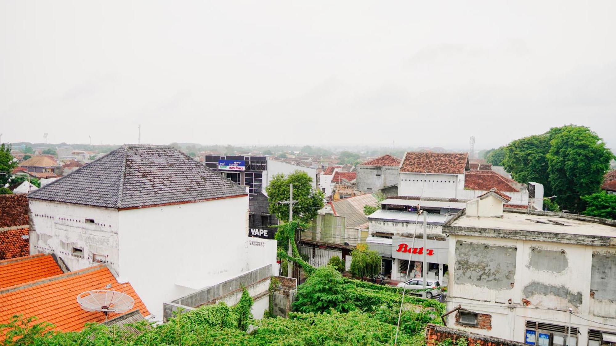 Dormitory Tourism Sritanjung Banyuwangi By Gajahsora Management 외부 사진