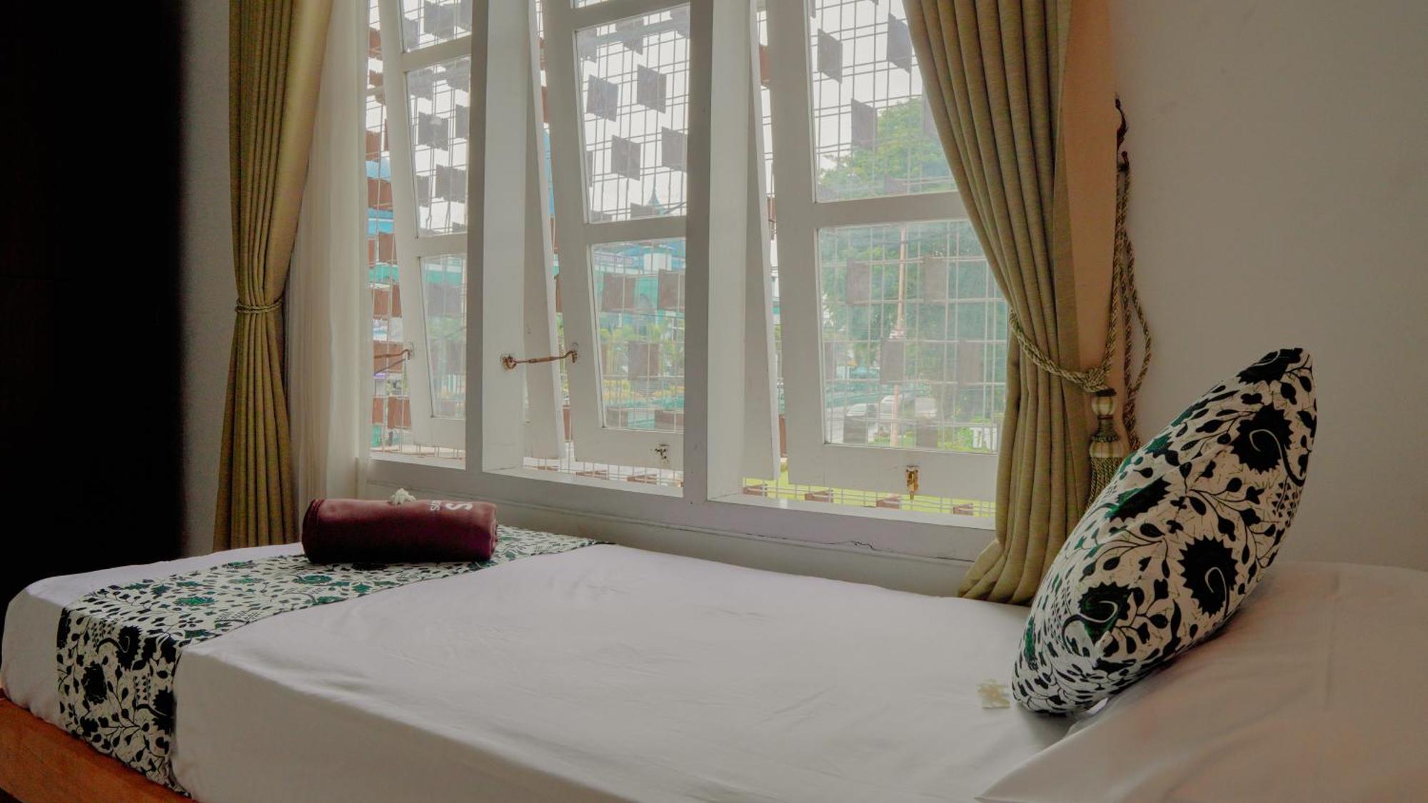 Dormitory Tourism Sritanjung Banyuwangi By Gajahsora Management 외부 사진